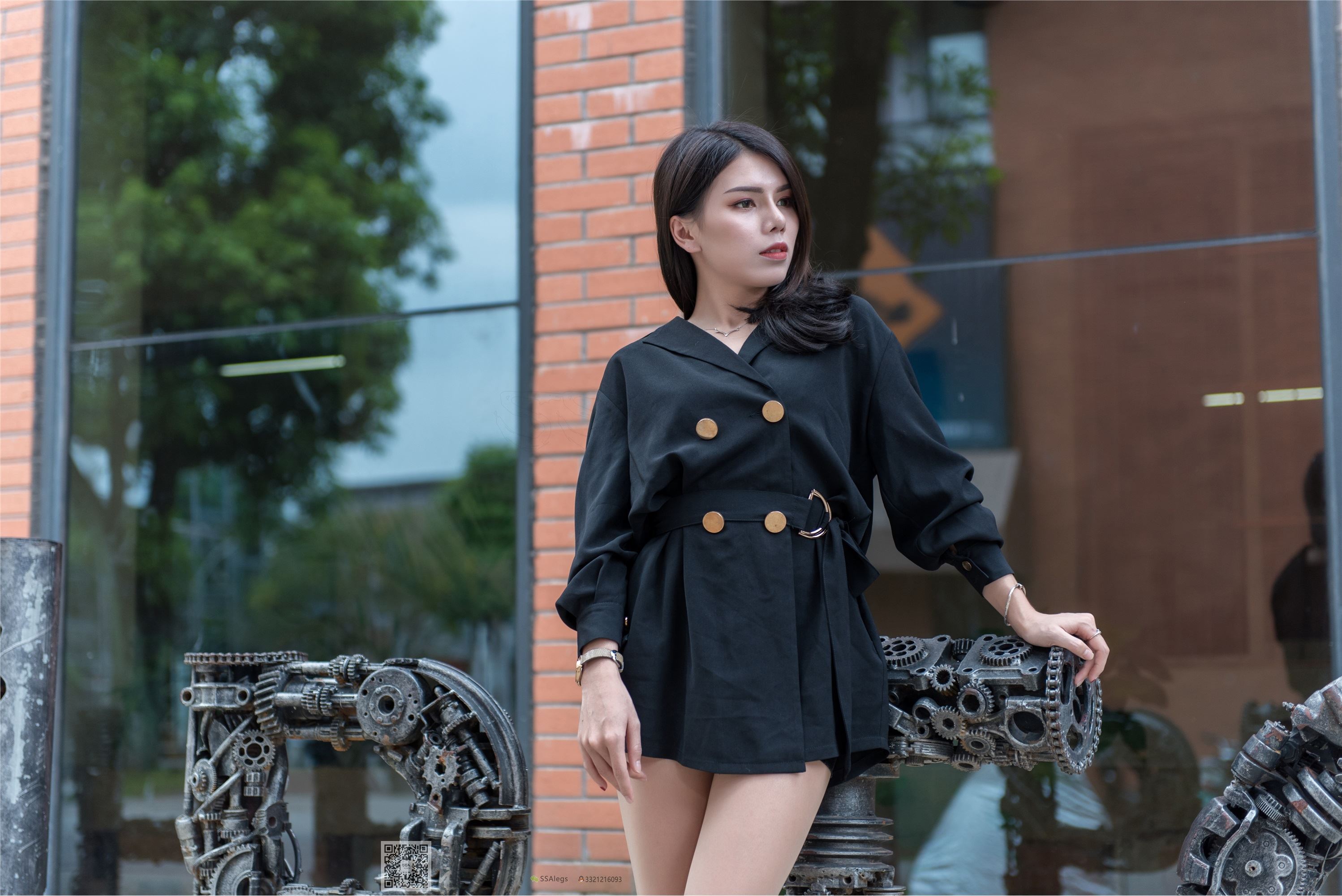 SSA丝社 NO.024 芷沫 高冷混血女王芷沫肉丝街拍